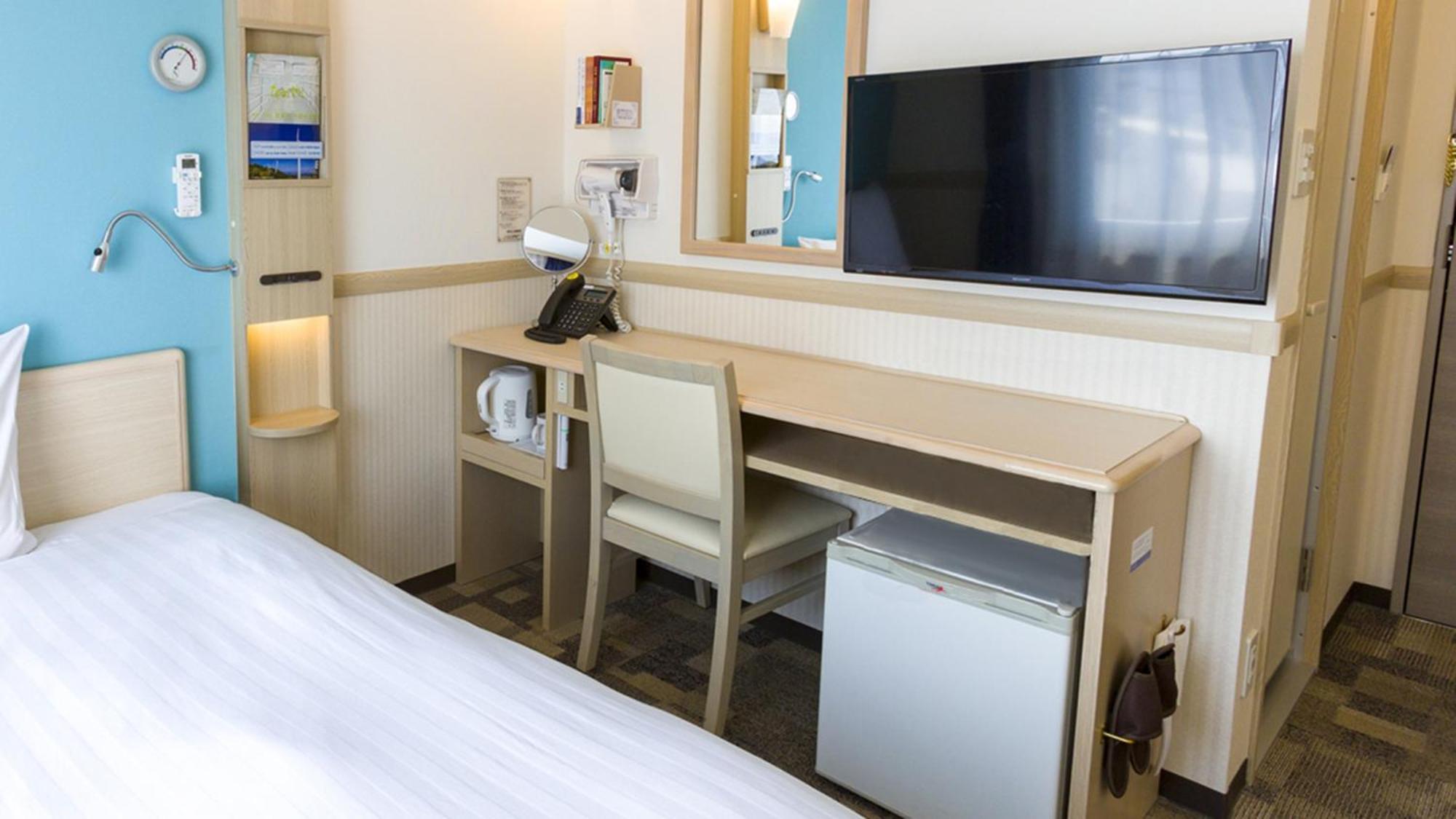 Toyoko Inn Shizuoka Shimizu Ekimae Екстер'єр фото
