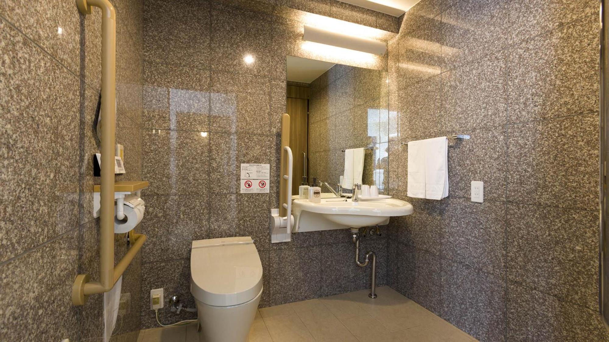 Toyoko Inn Shizuoka Shimizu Ekimae Номер фото